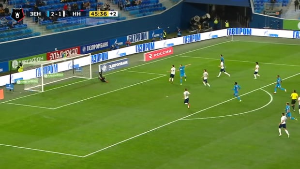 Malcom's great assist for Artem Dzyuba